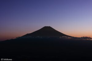 杓子山からの夕富士